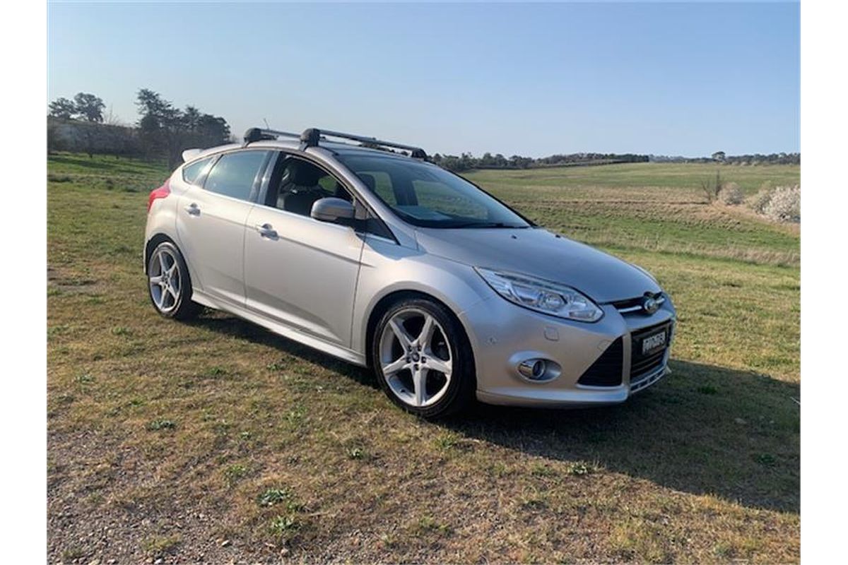 2012 Ford FOCUS TITANIUM LW