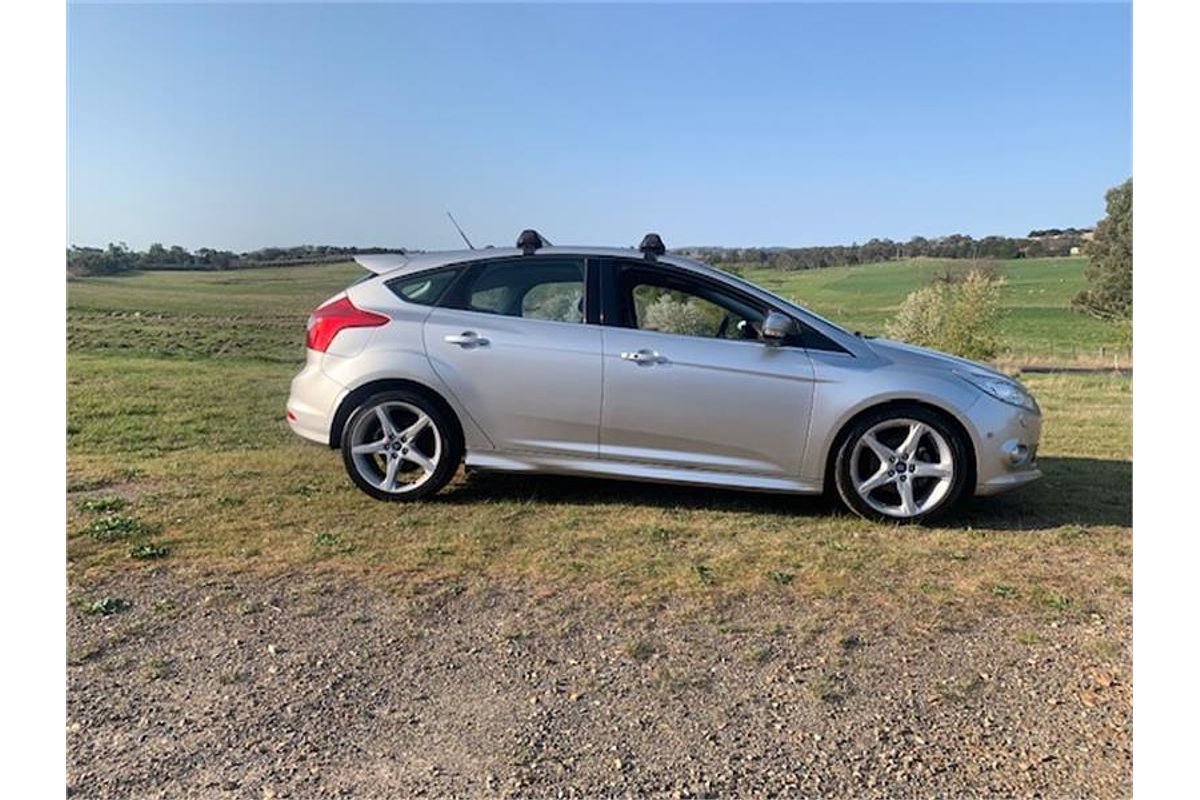 2012 Ford FOCUS TITANIUM LW