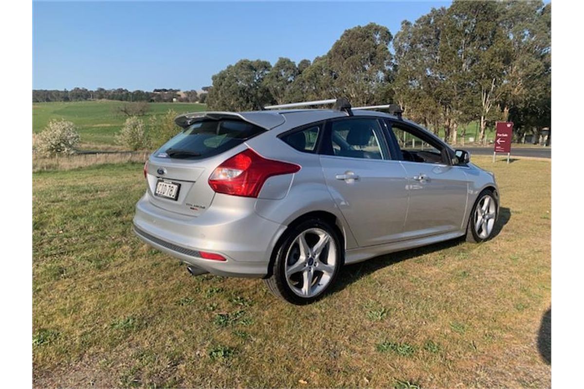 2012 Ford FOCUS TITANIUM LW