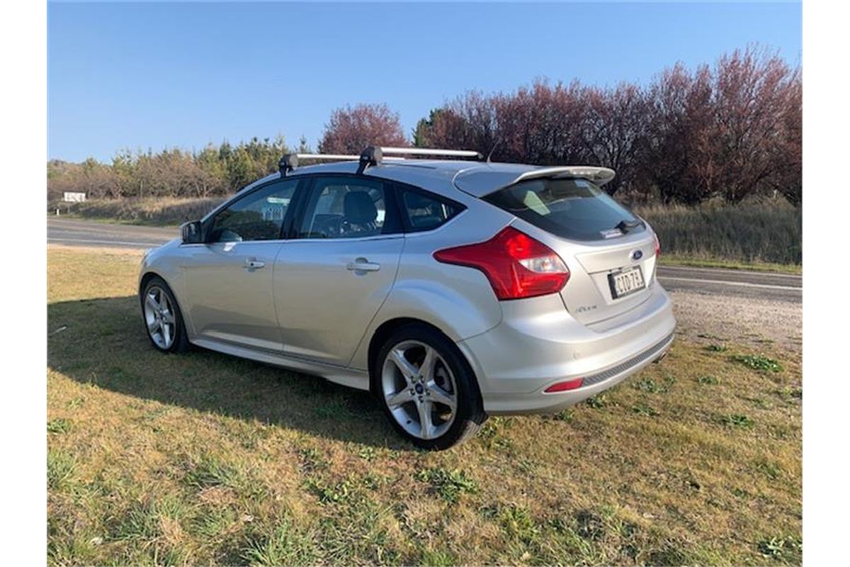 2012 Ford FOCUS TITANIUM LW