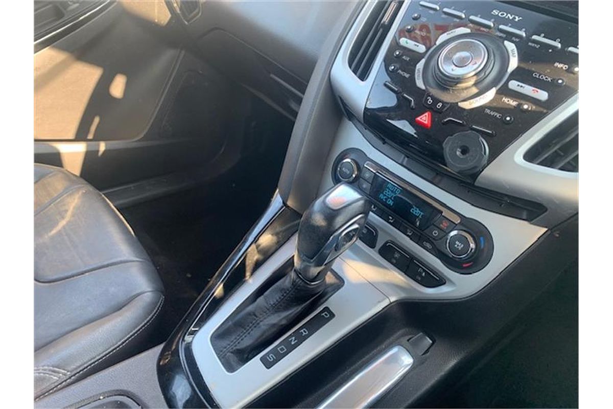 2012 Ford FOCUS TITANIUM LW