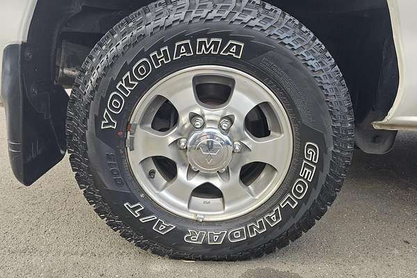 2005 Mitsubishi Delica Spacegear PD6W
