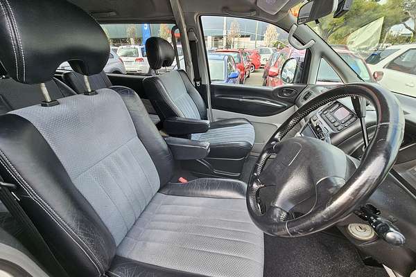 2005 Mitsubishi Delica Spacegear PD6W