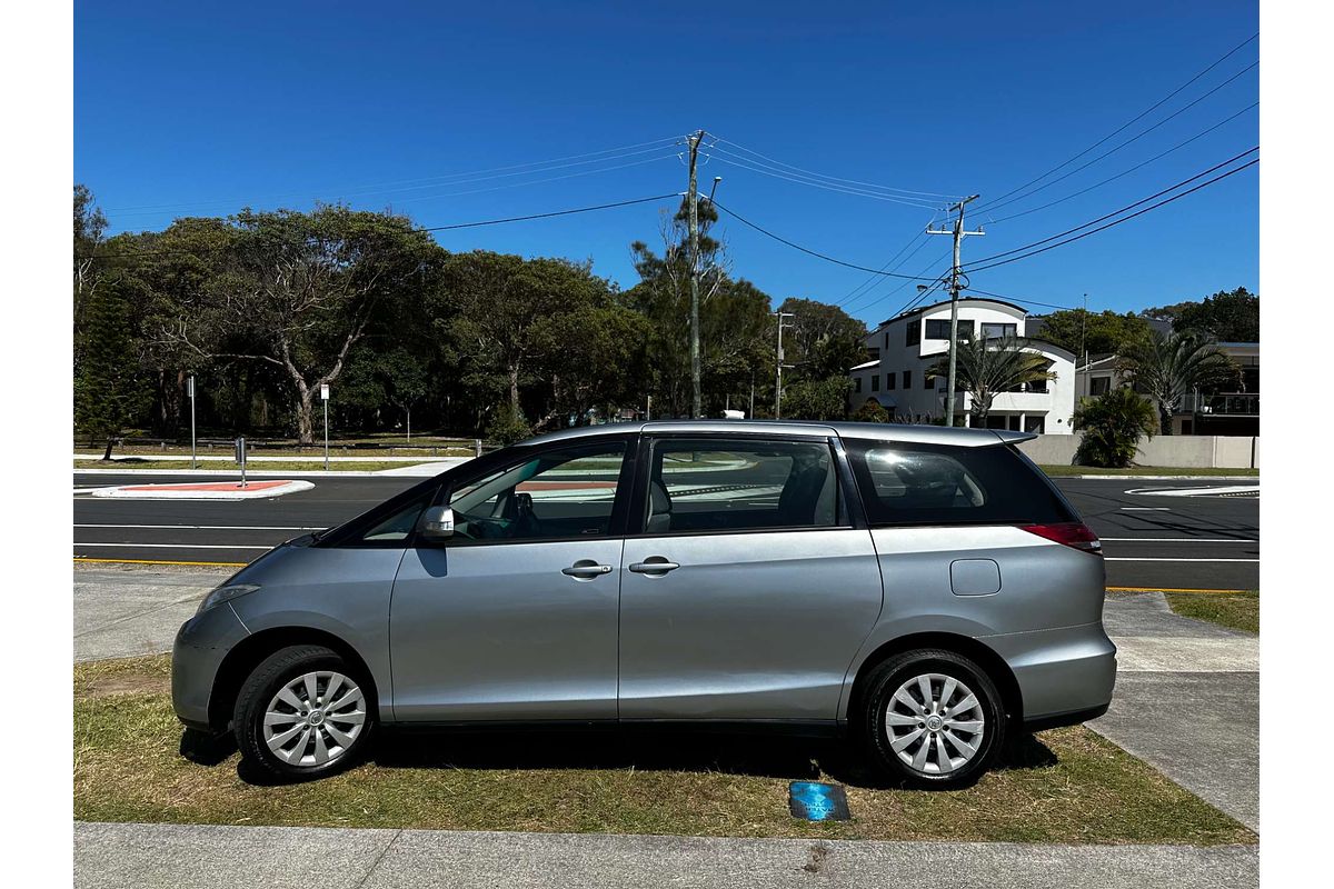 2007 Toyota Tarago GLi ACR50R