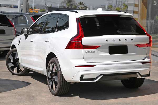 2024 Volvo XC60 Plus T8 Plug-In Hybrid