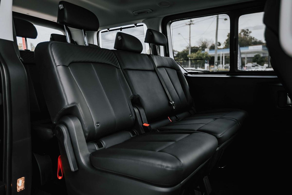 2024 Hyundai STARIA Highlander US4.V3