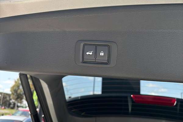 2024 Mitsubishi Outlander Exceed ZM