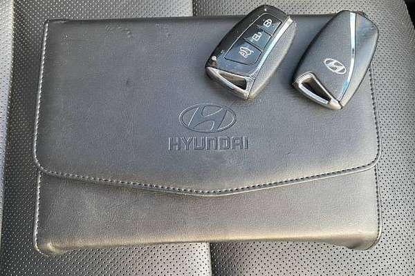 2016 Hyundai Santa Fe Highlander DM3 Series II