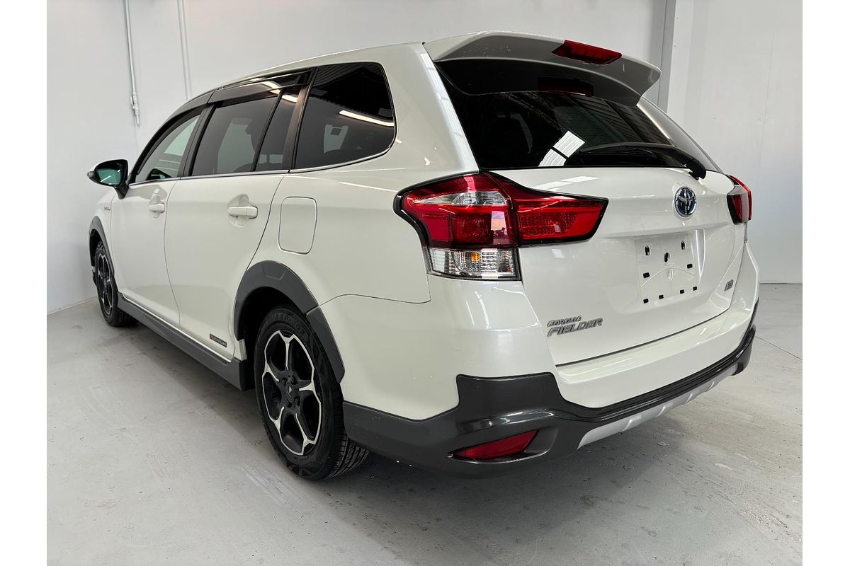 2016 Toyota Corolla Fielder Hybrid Fielder Hybrid Cross NKE165
