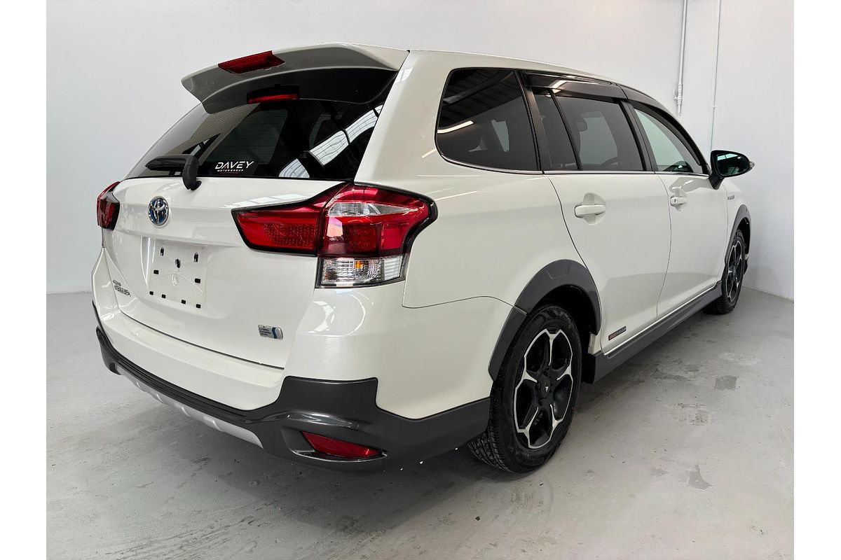 2016 Toyota Corolla Fielder Hybrid Fielder Hybrid Cross NKE165