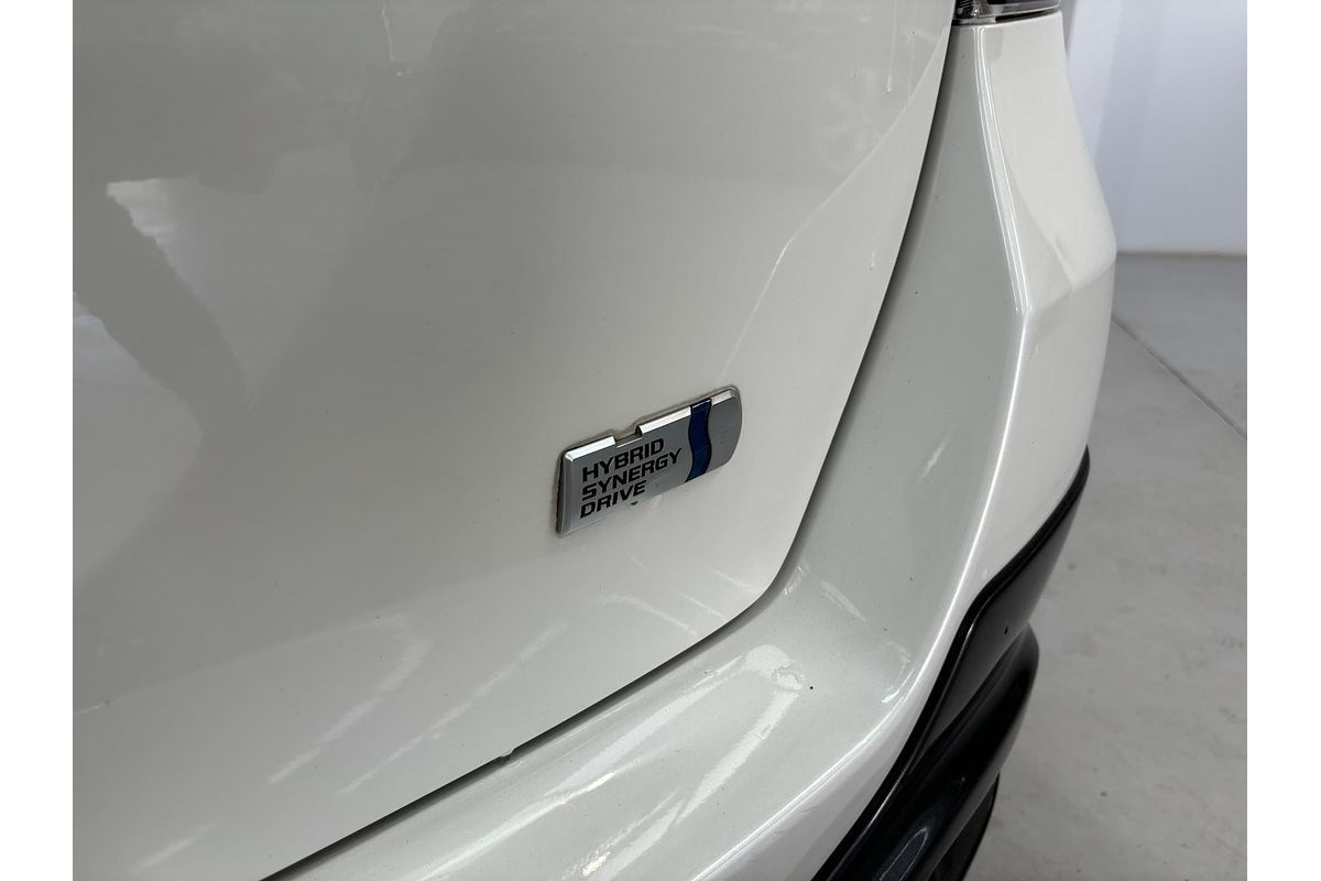 2016 Toyota Corolla Fielder Hybrid Fielder Hybrid Cross NKE165