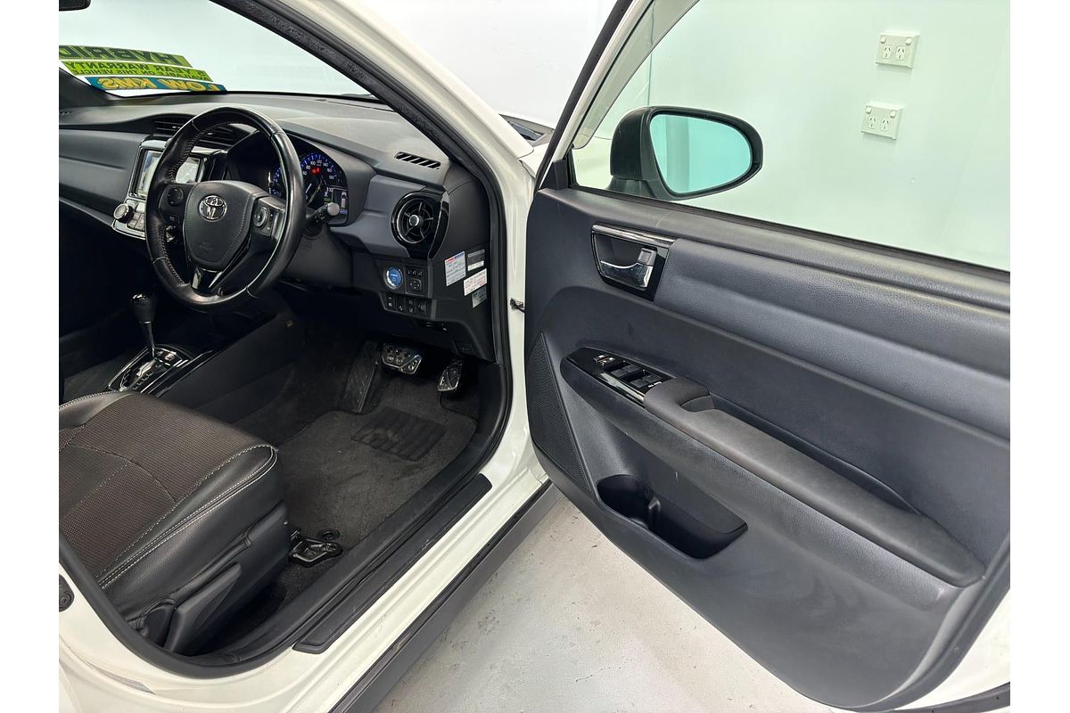 2016 Toyota Corolla Fielder Hybrid Fielder Hybrid Cross NKE165