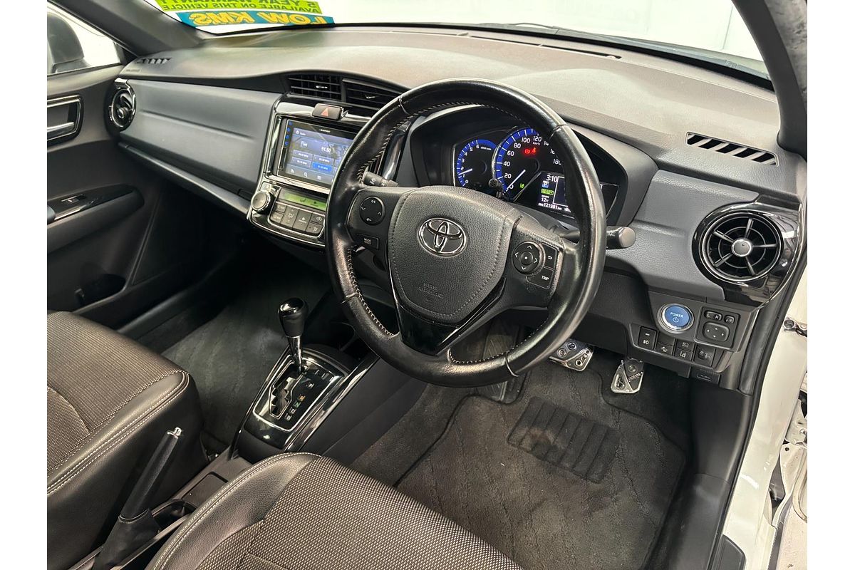 2016 Toyota Corolla Fielder Hybrid Fielder Hybrid Cross NKE165