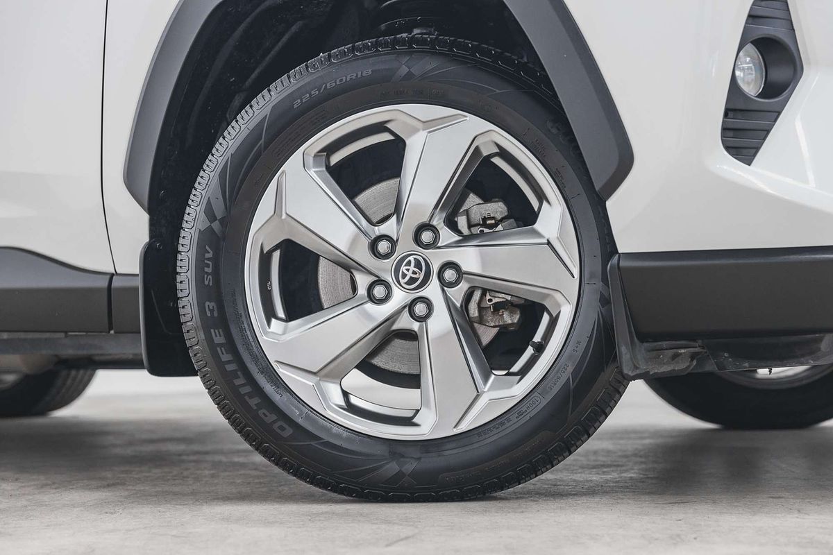 2020 Toyota RAV4 GXL AXAH54R