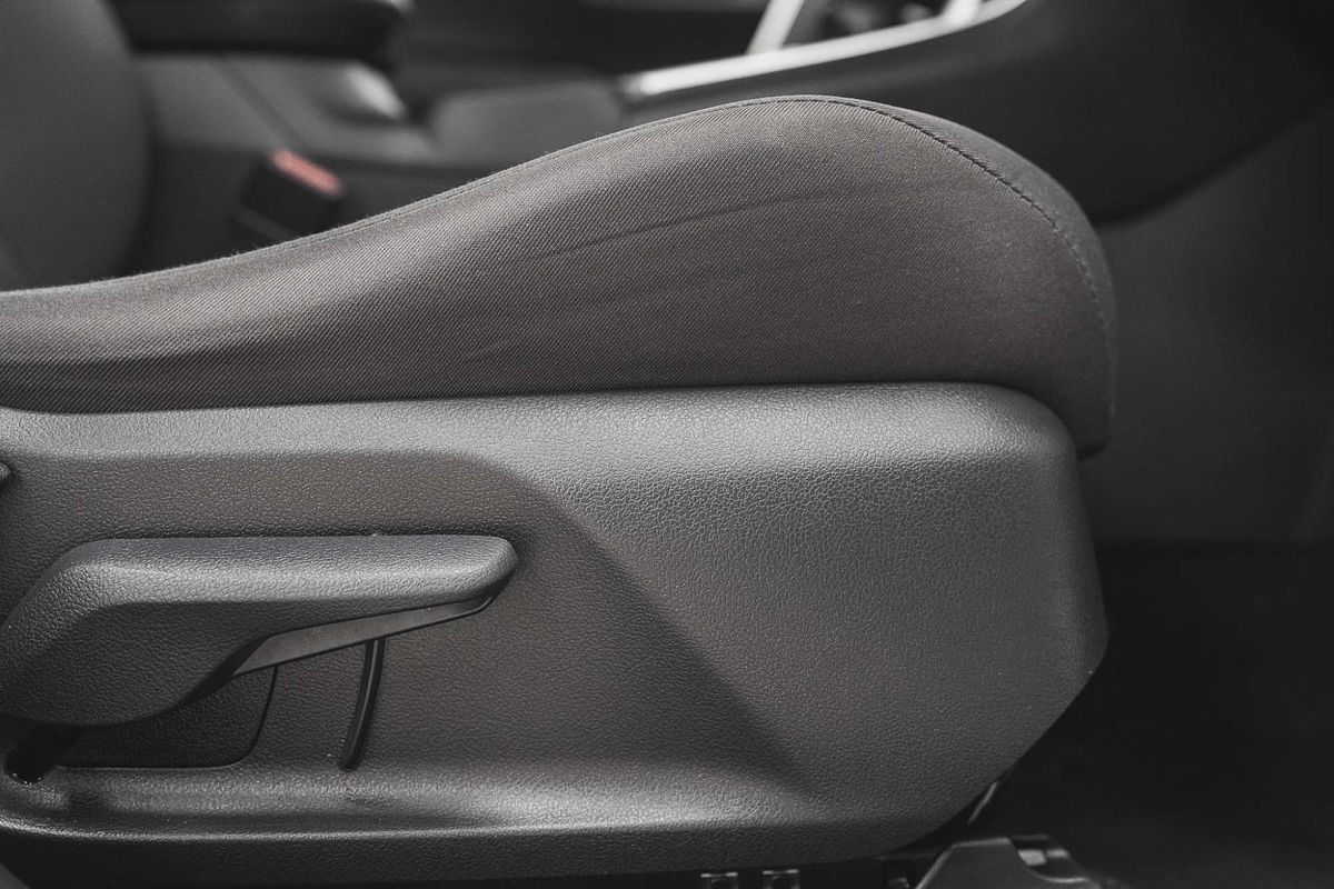 2020 Toyota RAV4 GXL AXAH54R