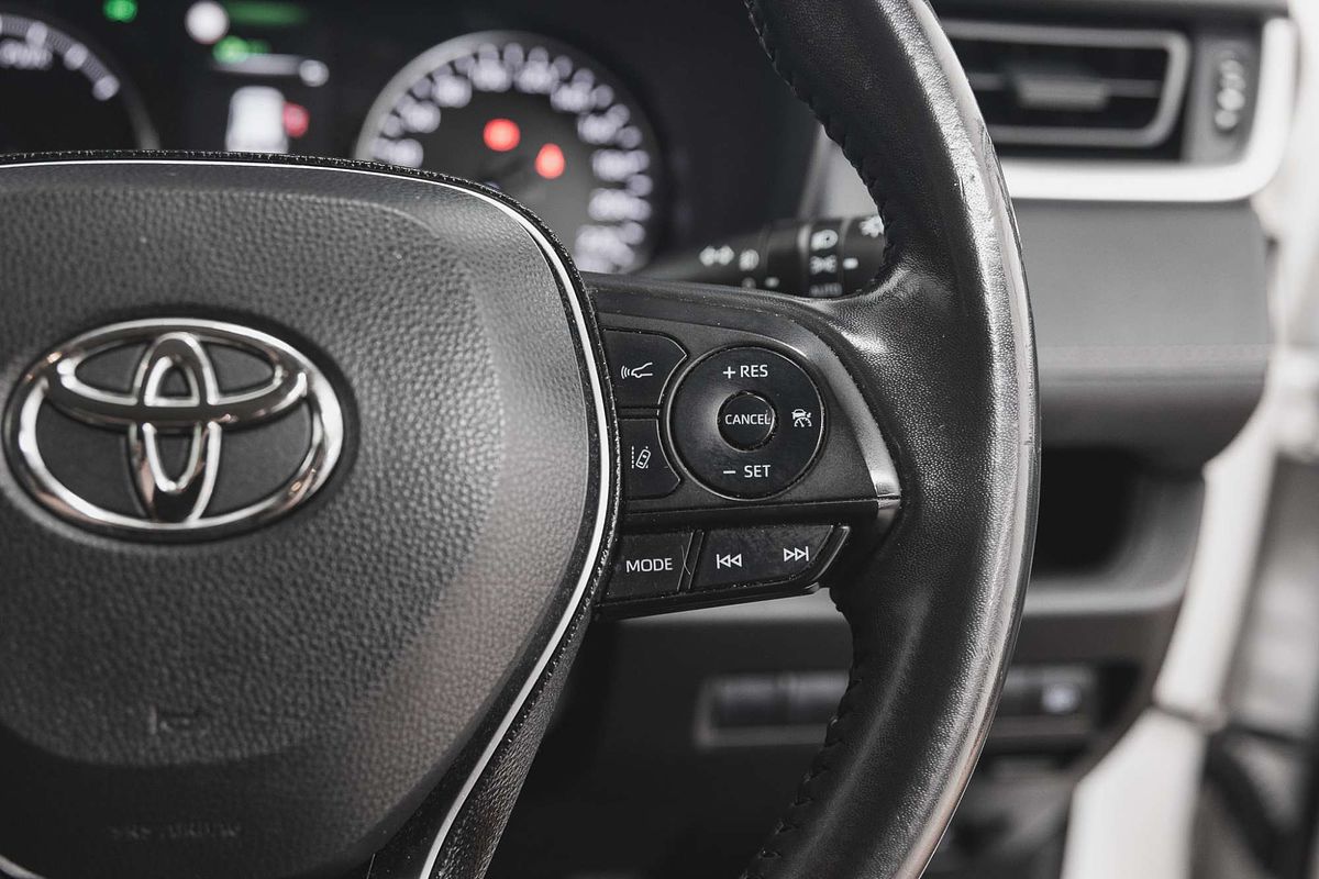 2020 Toyota RAV4 GXL AXAH54R