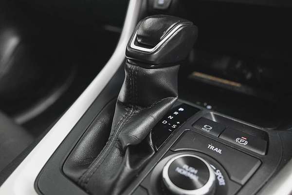 2020 Toyota RAV4 GXL AXAH54R