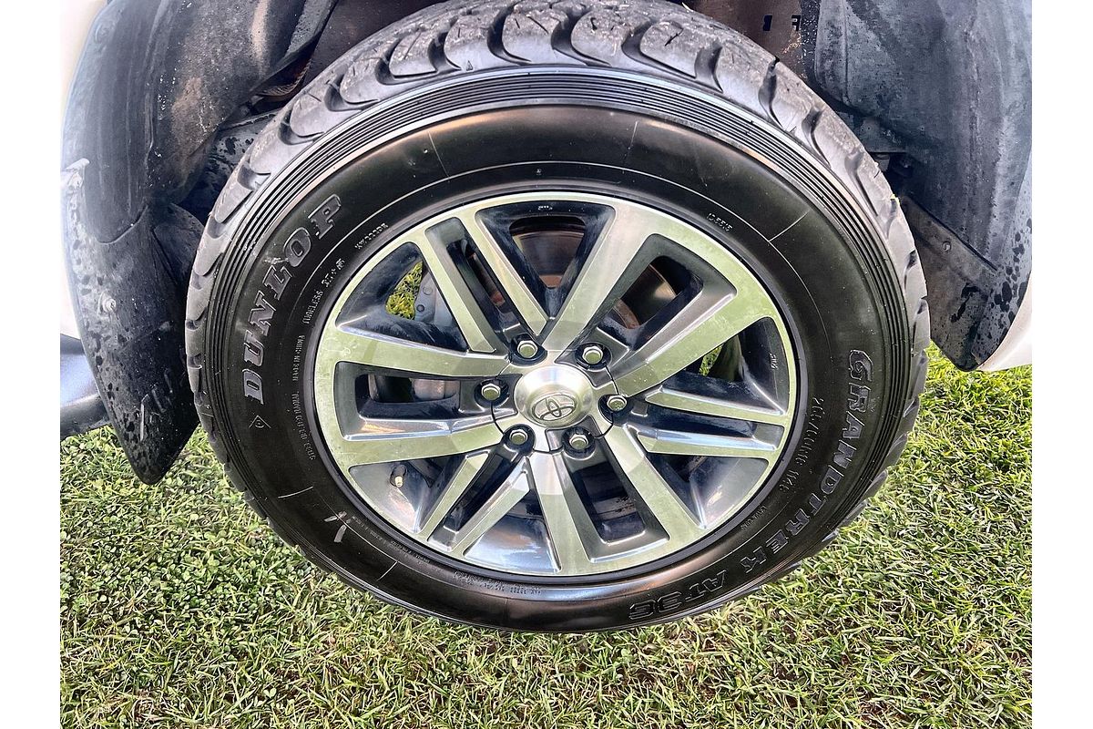 2018 Toyota Hilux SR5 GUN126R 4X4