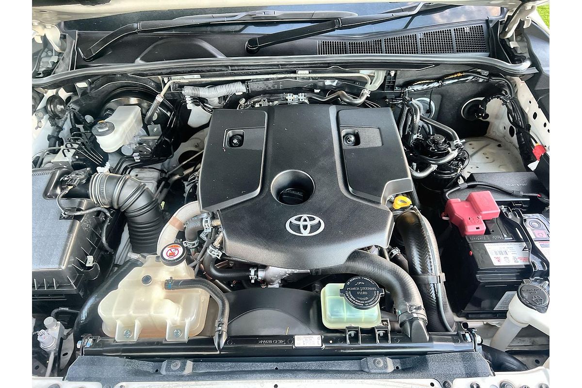 2018 Toyota Hilux SR5 GUN126R 4X4