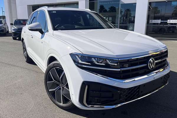 2024 Volkswagen Touareg 210TDI R-Line RC