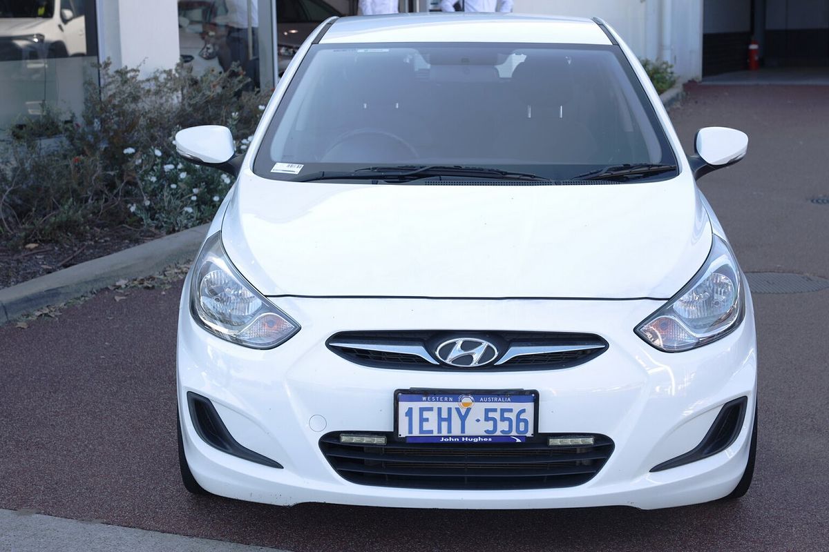 2013 Hyundai Accent Active RB2