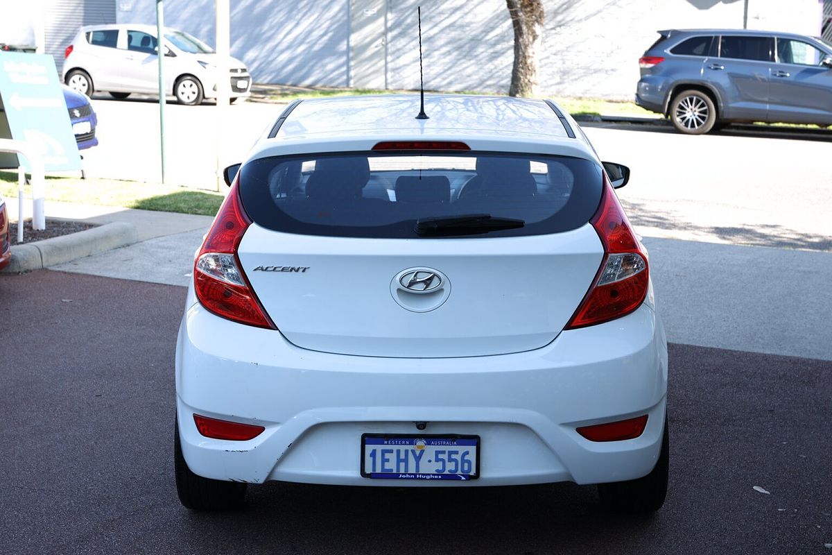 2013 Hyundai Accent Active RB2
