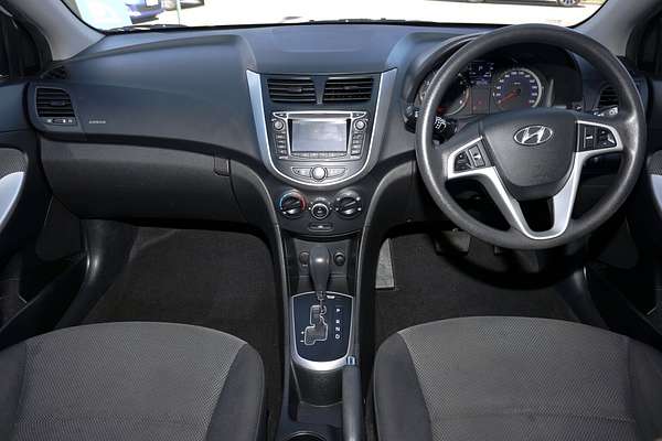 2013 Hyundai Accent Active RB2