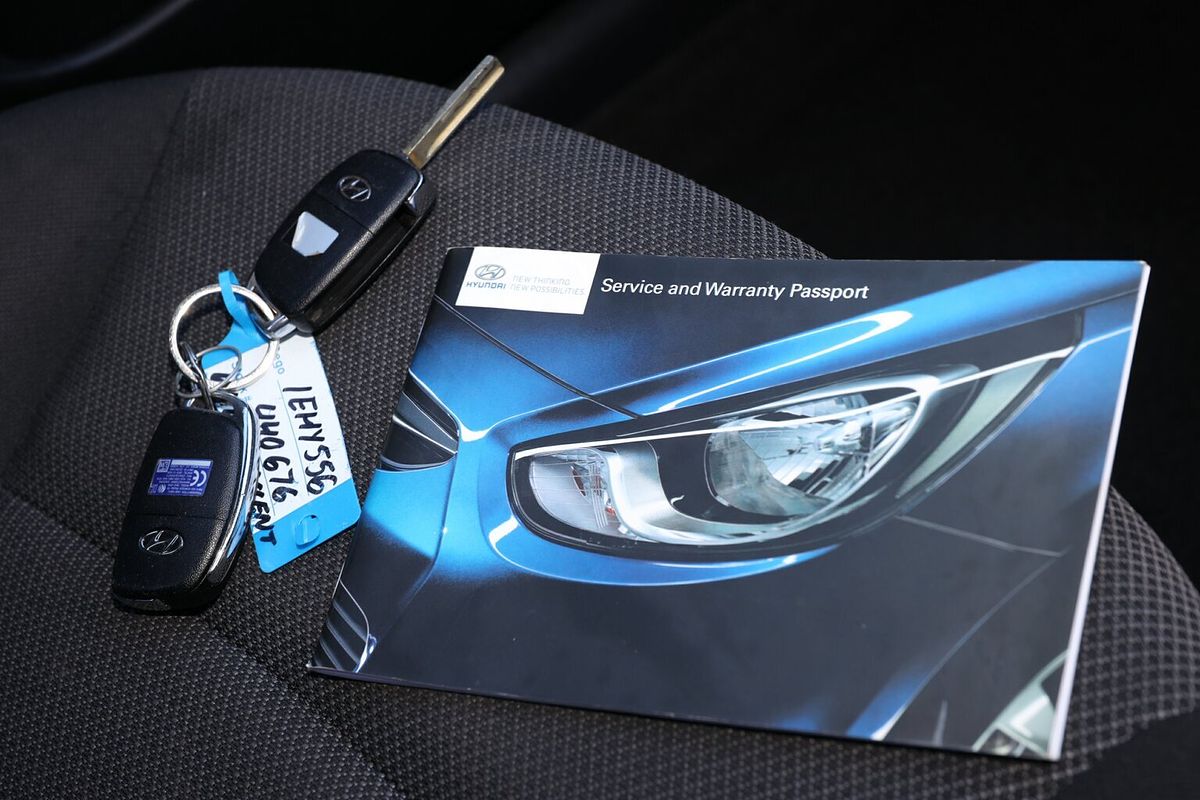 2013 Hyundai Accent Active RB2