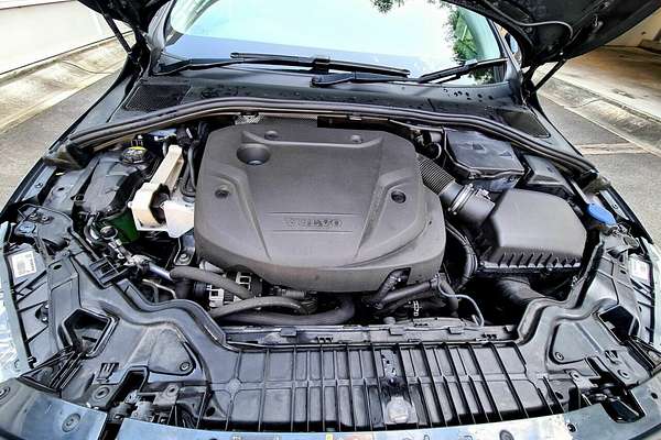 2017 Volvo V60 D4 Luxury