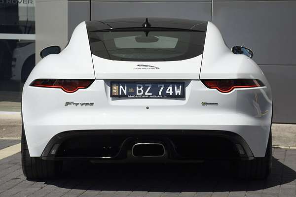 2017 Jaguar F-TYPE R-Dynamic 221kW X152