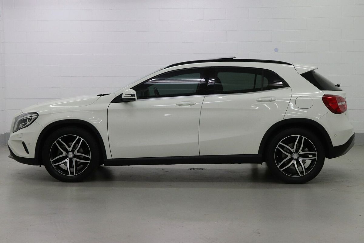 2016 Mercedes Benz GLA-Class GLA180 X156