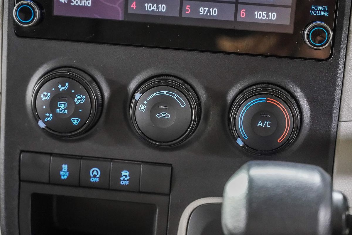 2021 Toyota Hiace GDH300R LWB