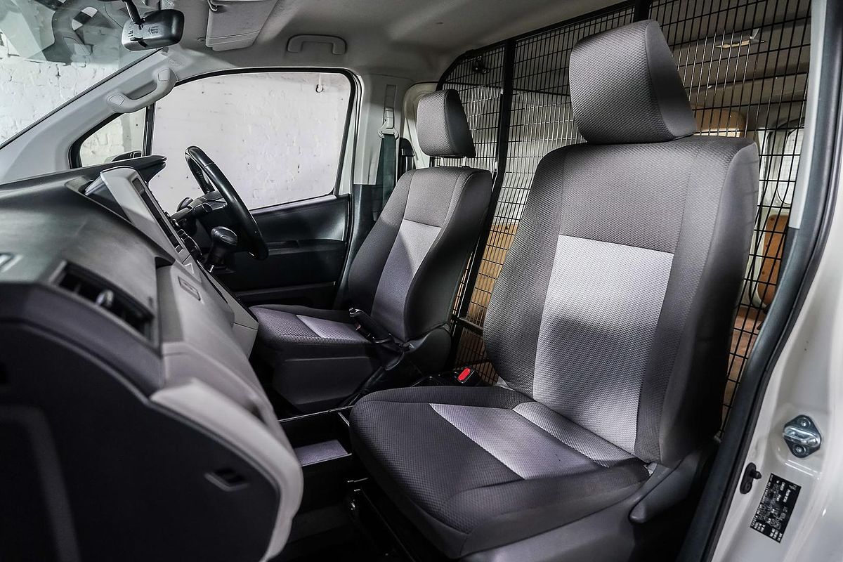 2021 Toyota Hiace GDH300R LWB