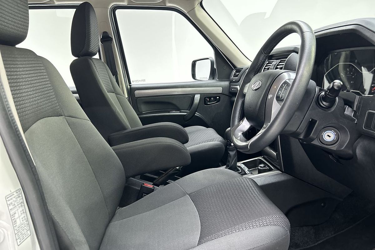 2022 Mahindra PIK-UP S11 4X4