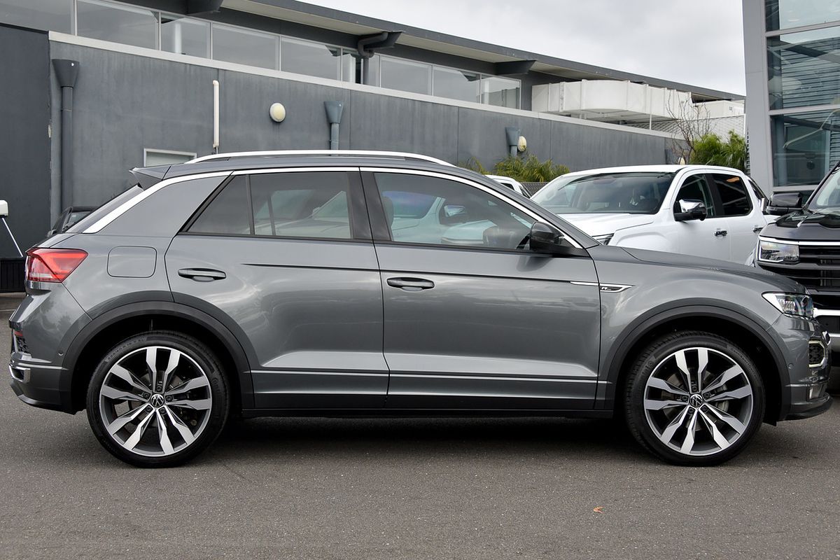 2022 Volkswagen T-Roc 140TSI R-Line D11