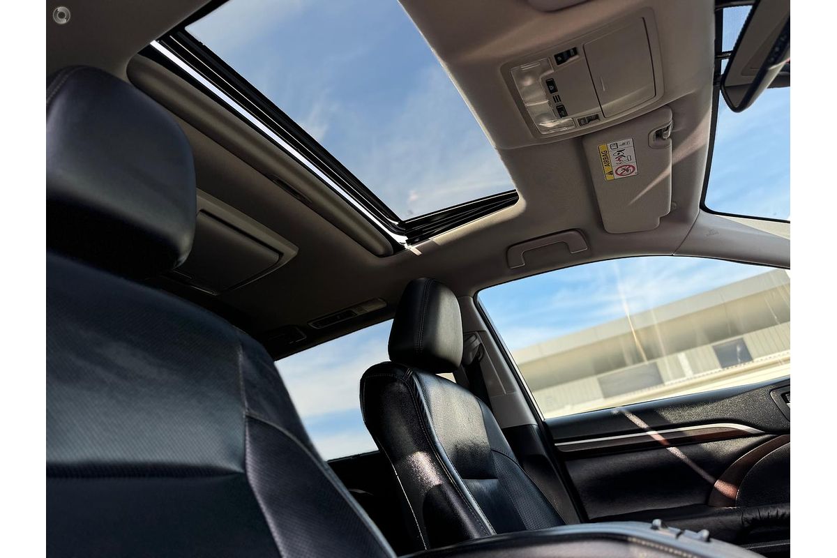 2016 Toyota Kluger Grande GSU55R