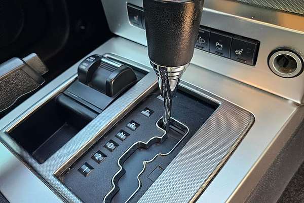 2010 Jeep Cherokee Limited KK