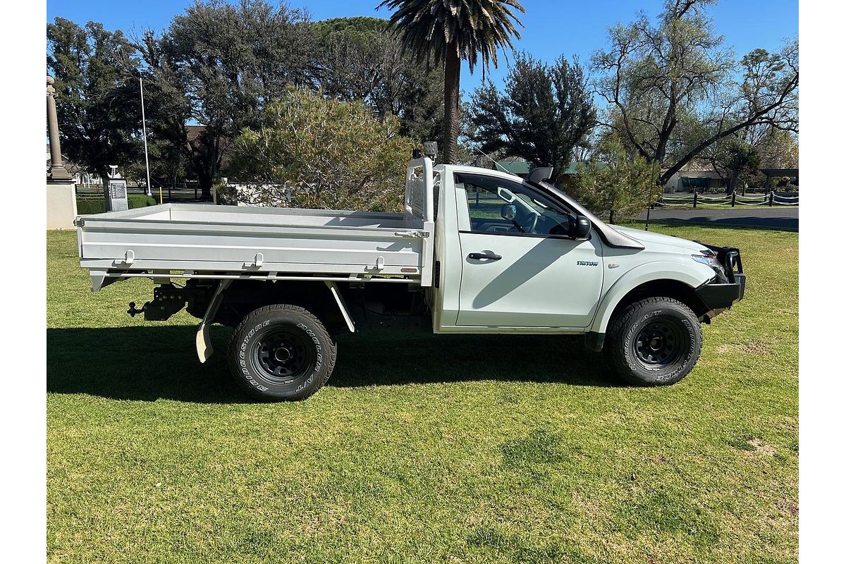 2018 Mitsubishi Triton GLX MQ 4X4