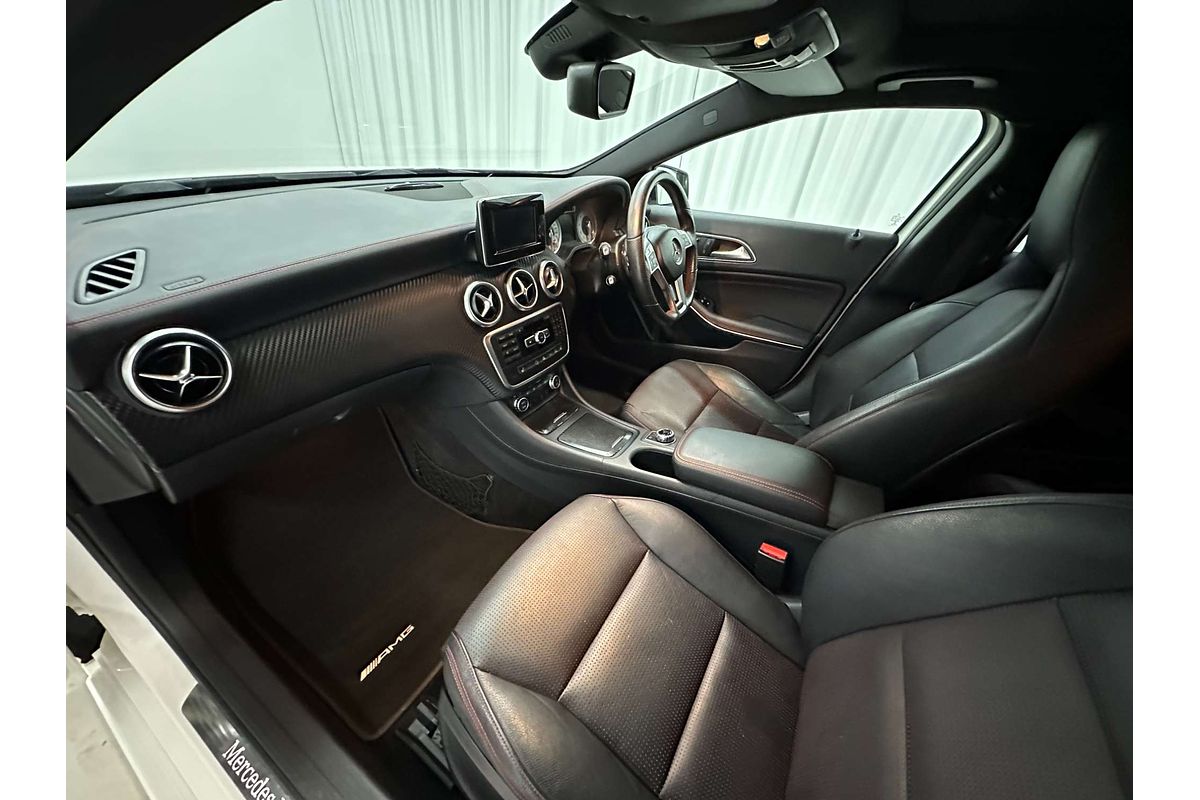 2014 Mercedes-Benz A-Class A200 W176