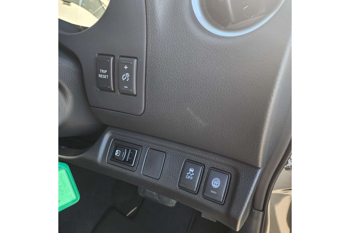 2023 Nissan Navara ST D23 4X4