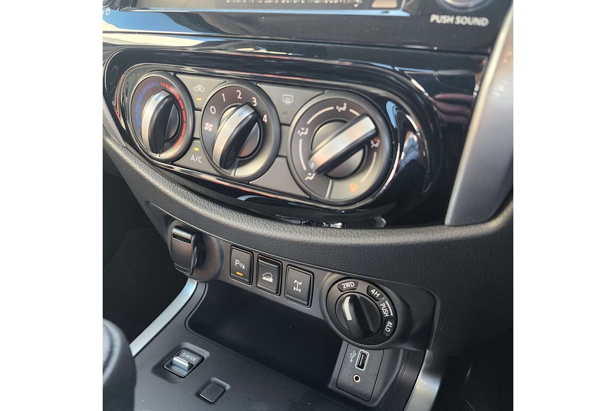 2023 Nissan Navara ST D23 4X4