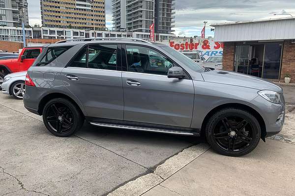 2013 Mercedes Benz M-Class ML250 BlueTEC W166