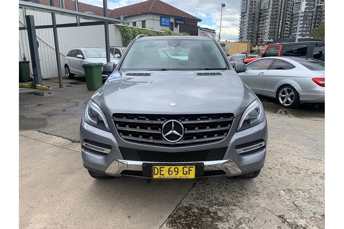 2013 Mercedes-Benz M-Class ML250 BlueTEC W166