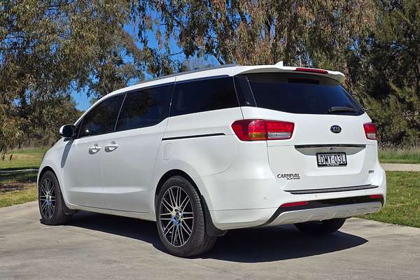 2017 Kia Carnival Platinum YP