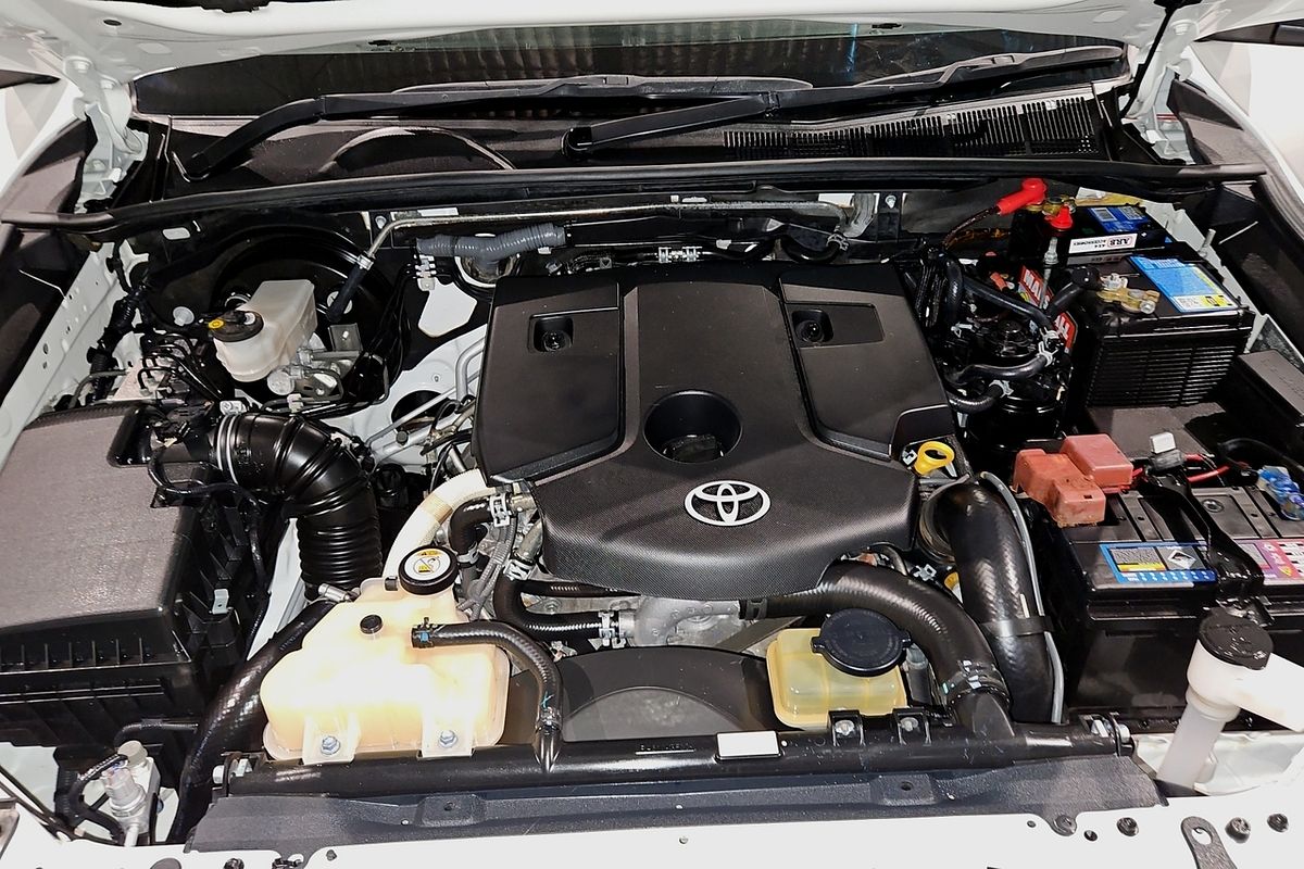 2019 Toyota Hilux SR Extra Cab GUN126R 4X4