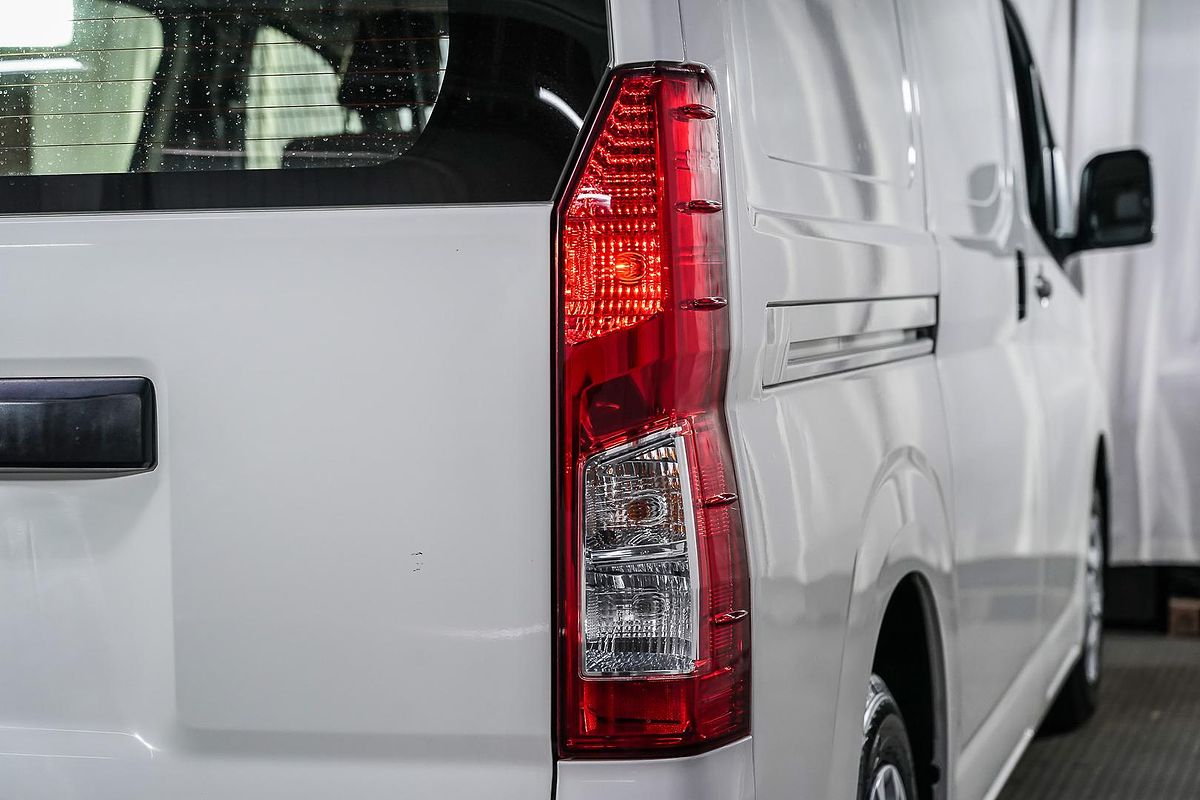 2021 Toyota Hiace GDH300R