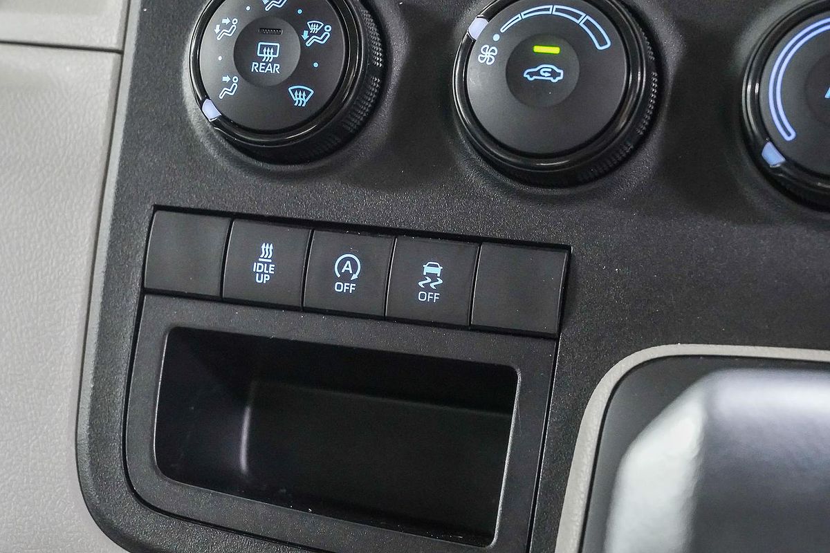 2021 Toyota Hiace GDH300R LWB