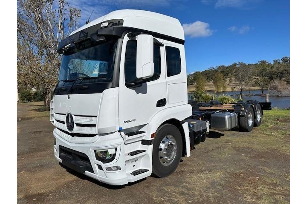2024 Mercedes-Benz Actros 2646