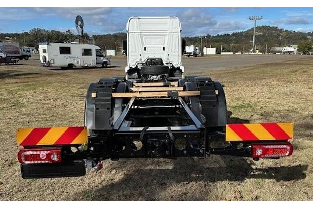 2024 Mercedes-Benz Actros 2646