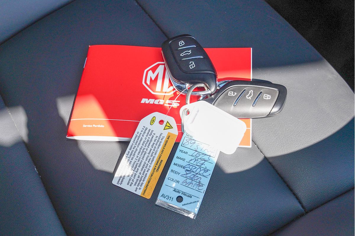 2023 MG MG5 Essence